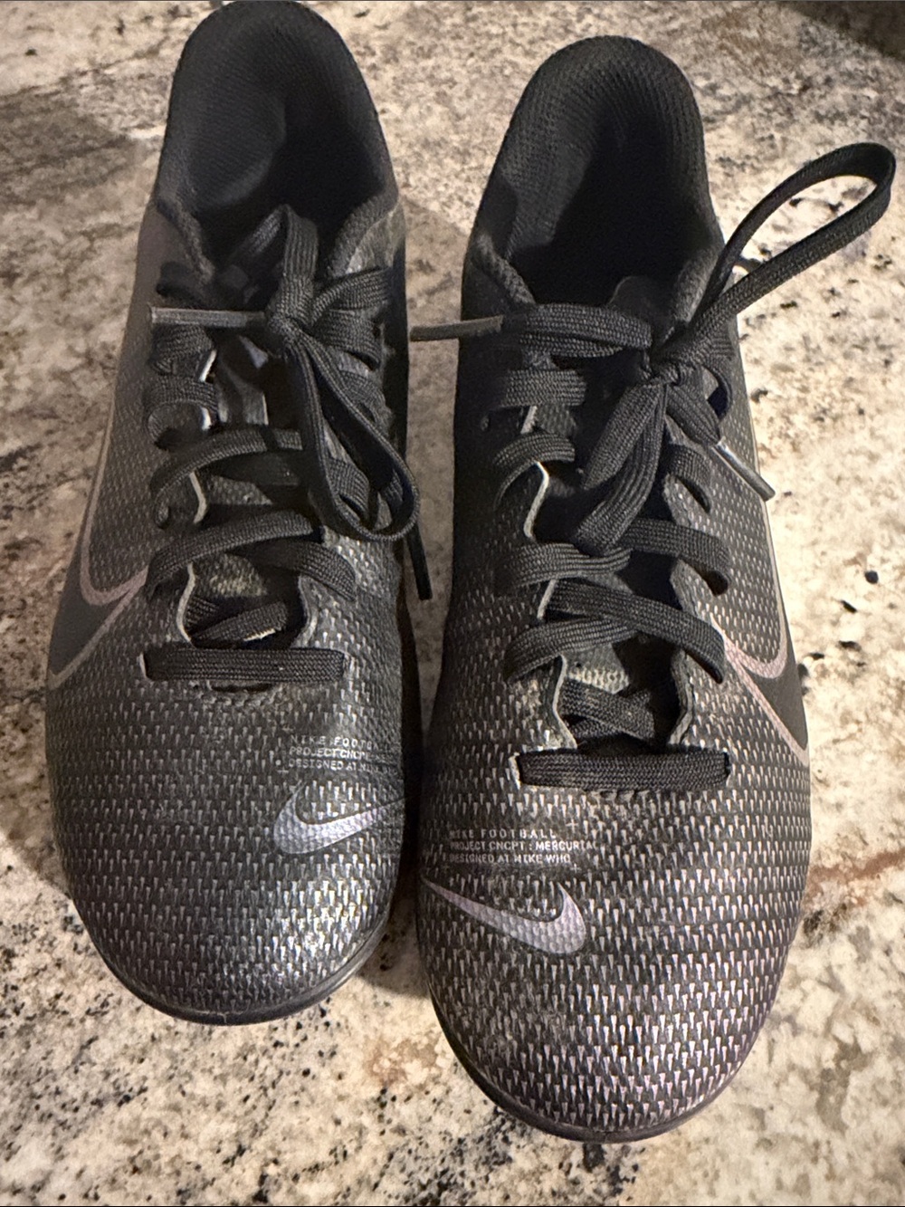 Nike big kids Black meecurial Soccer Cleats